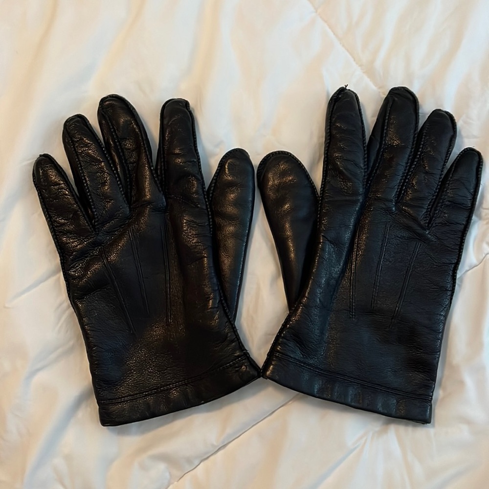 Genuine leather Isotoner gloves
